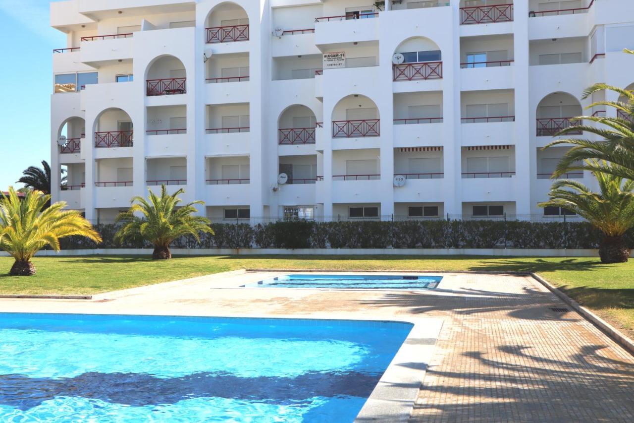 Apartamento Deolinda - Nossa Sra Da Rocha Porches  Bagian luar foto